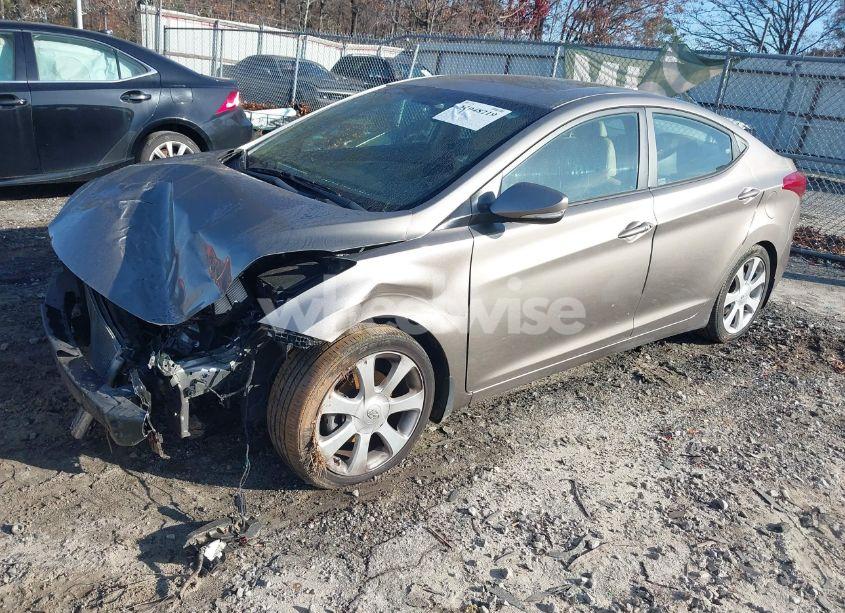 Photo 2 of 2013 Hyundai Elantra LIMITED (VIN 5NPDH4AEXDH296777)