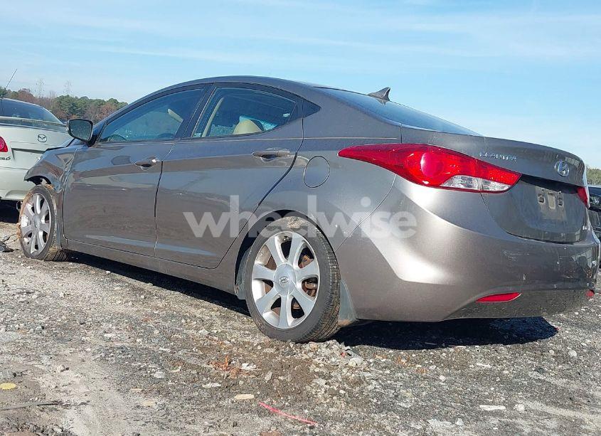 Photo 3 of 2013 Hyundai Elantra LIMITED (VIN 5NPDH4AEXDH296777)