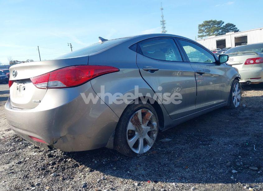 Photo 4 of 2013 Hyundai Elantra LIMITED (VIN 5NPDH4AEXDH296777)