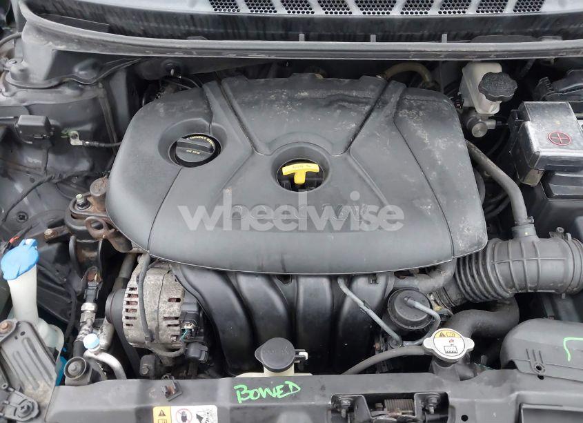 Photo 10 of 2013 Hyundai Elantra LIMITED (VIN 5NPDH4AEXDH299744)