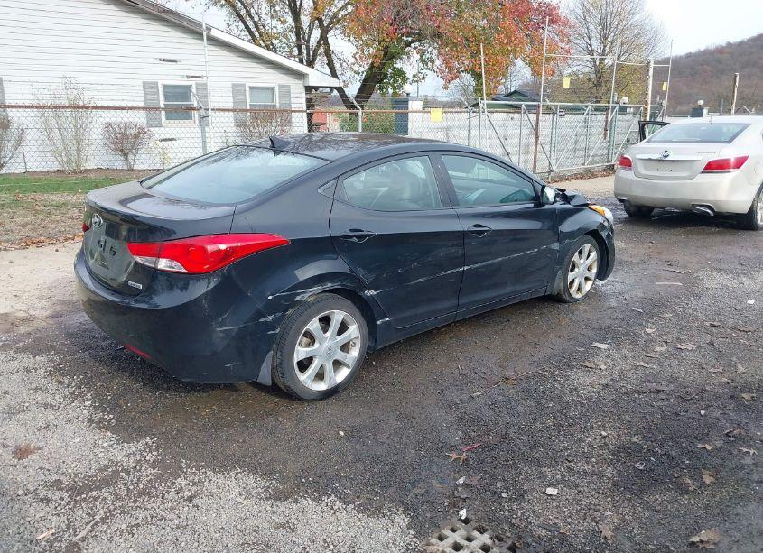 Photo 4 of 2013 Hyundai Elantra LIMITED (VIN 5NPDH4AEXDH303727)
