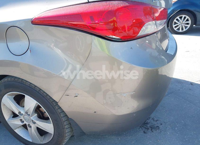 Photo 13 of 2013 Hyundai Elantra GLS (VIN 5NPDH4AEXDH312198)