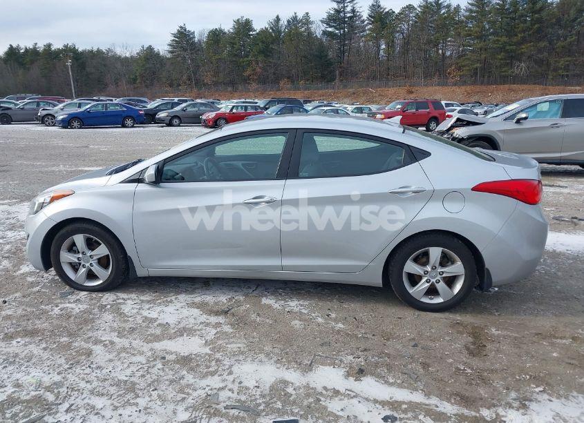 Photo 14 of 2013 Hyundai Elantra GLS (VIN 5NPDH4AEXDH316638)