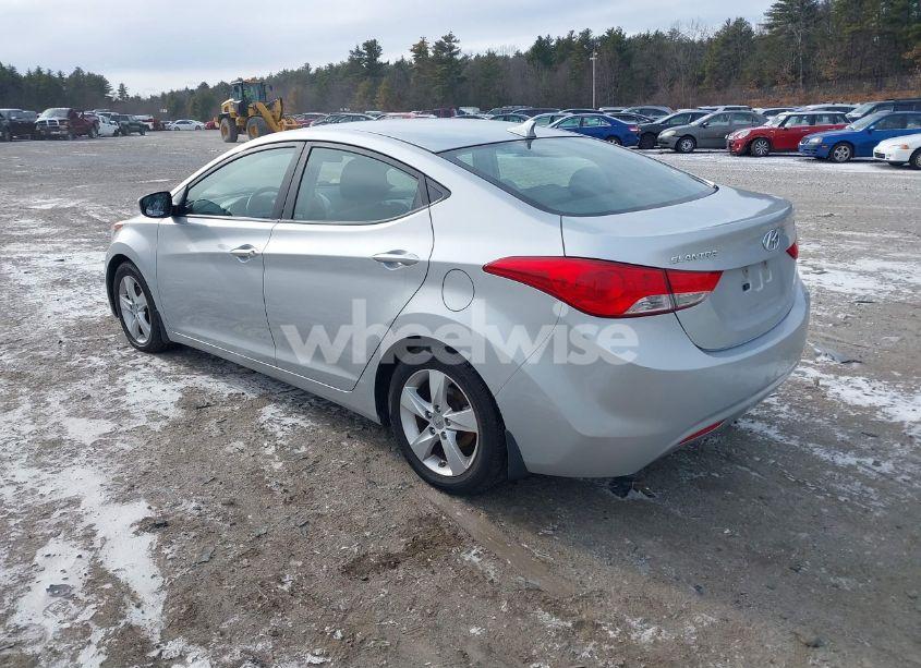Photo 3 of 2013 Hyundai Elantra GLS (VIN 5NPDH4AEXDH316638)