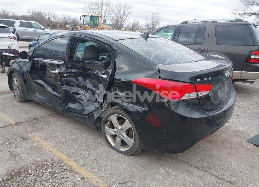 Photo 3 of 2013 Hyundai Elantra GLS (VIN 5NPDH4AEXDH369503)