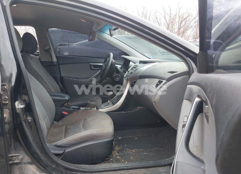 Photo 5 of 2013 Hyundai Elantra GLS (VIN 5NPDH4AEXDH369503)