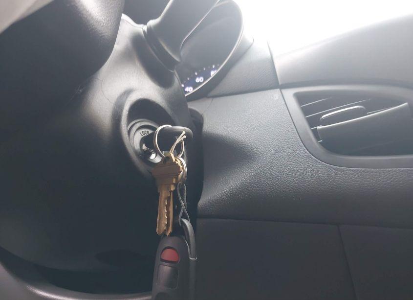 Photo 11 of 2013 Hyundai Elantra GLS (VIN 5NPDH4AEXDH371509)