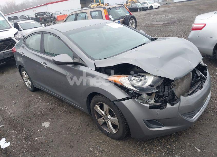 2013 Hyundai Elantra GLS (VIN 5NPDH4AEXDH399391) main photo