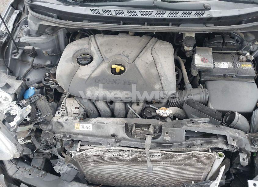 Photo 10 of 2013 Hyundai Elantra GLS (VIN 5NPDH4AEXDH399391)