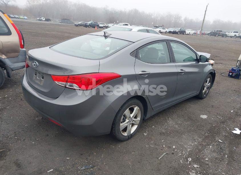 Photo 4 of 2013 Hyundai Elantra GLS (VIN 5NPDH4AEXDH399391)