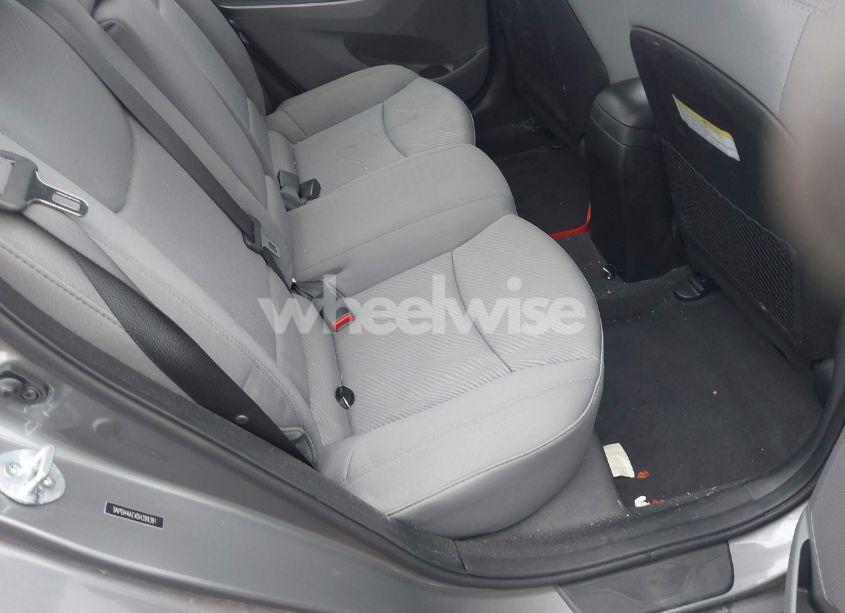 Photo 8 of 2013 Hyundai Elantra GLS (VIN 5NPDH4AEXDH399391)