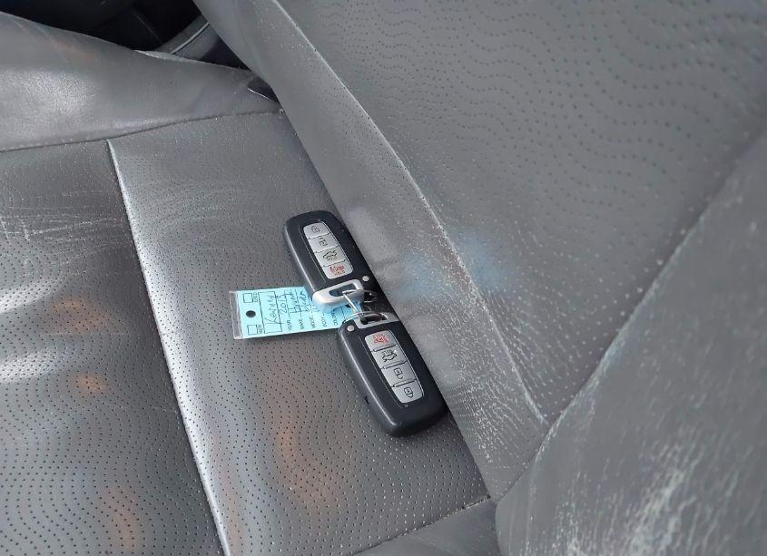 Photo 11 of 2013 Hyundai Elantra LIMITED (VIN 5NPDH4AEXDH400569)