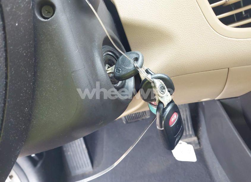 Photo 11 of 2013 Hyundai Elantra LIMITED (VIN 5NPDH4AEXDH407778)