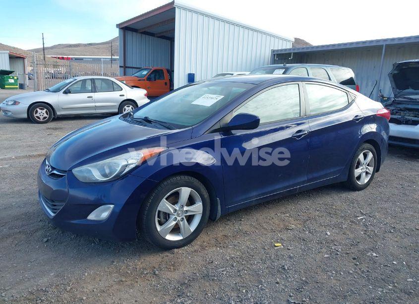 Photo 2 of 2013 Hyundai Elantra GLS (VIN 5NPDH4AEXDH409403)