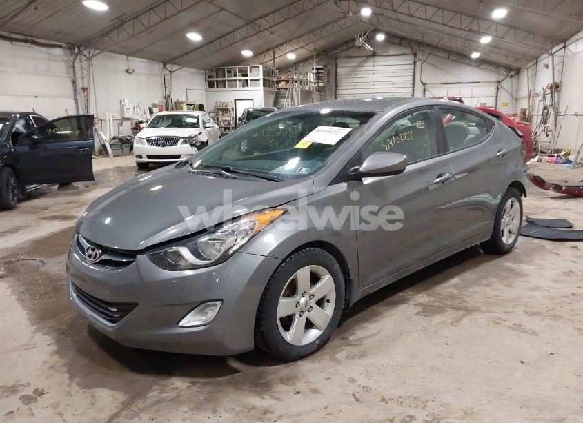 Photo 2 of 2013 Hyundai Elantra GLS (VIN 5NPDH4AEXDH415363)