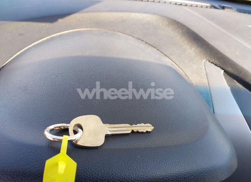 Photo 11 of 2013 Hyundai Elantra GLS (VIN 5NPDH4AEXDH418845)