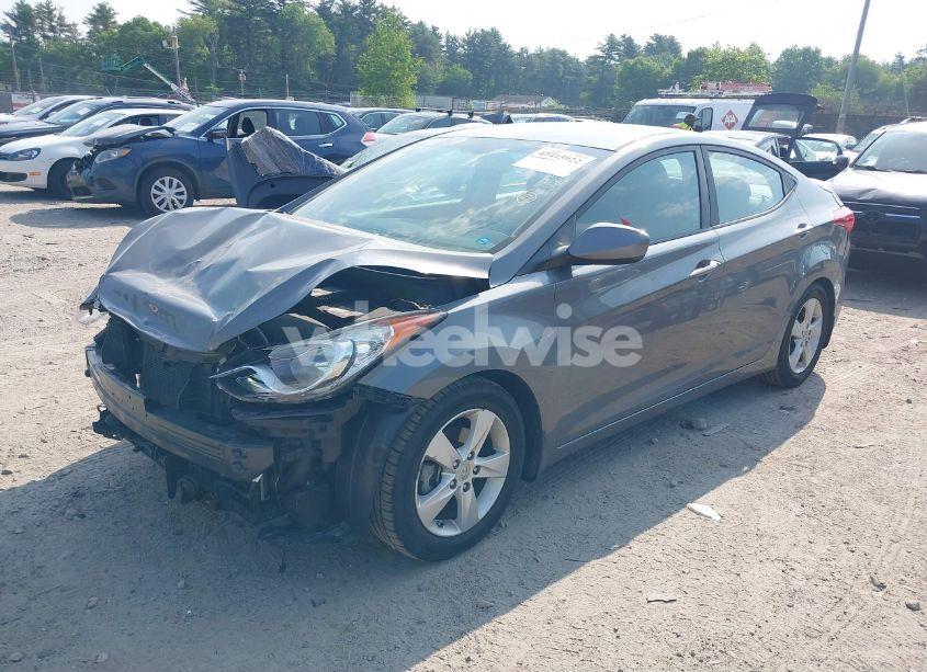 Photo 2 of 2013 Hyundai Elantra GLS (VIN 5NPDH4AEXDH419235)