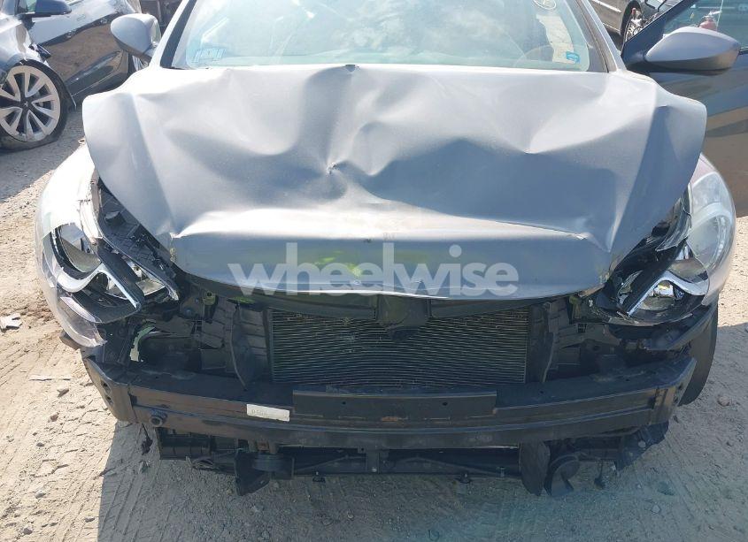 Photo 6 of 2013 Hyundai Elantra GLS (VIN 5NPDH4AEXDH419235)