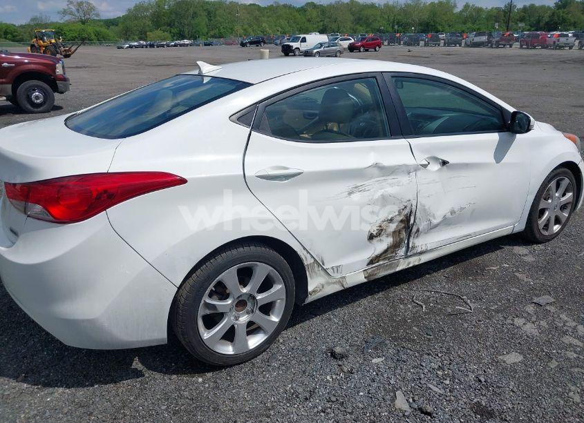 Photo 6 of 2013 Hyundai Elantra LIMITED (VIN 5NPDH4AEXDH431921)
