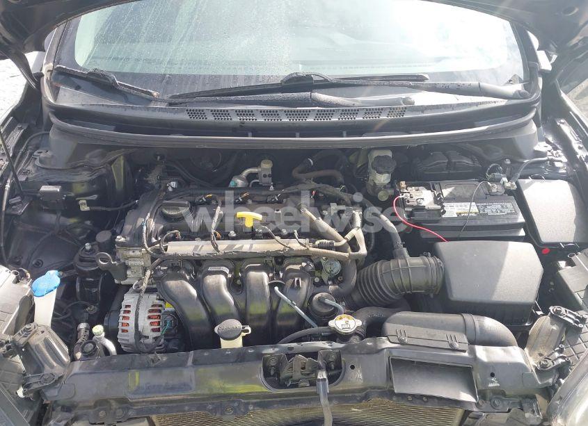 Photo 10 of 2013 Hyundai Elantra GLS (VIN 5NPDH4AEXDH440411)