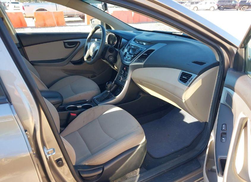Photo 5 of 2014 Hyundai Elantra SE (VIN 5NPDH4AEXEH508949)