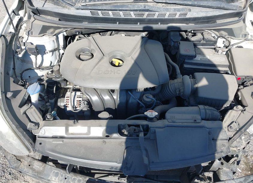 Photo 10 of 2014 Hyundai Elantra SE (VIN 5NPDH4AEXEH521863)