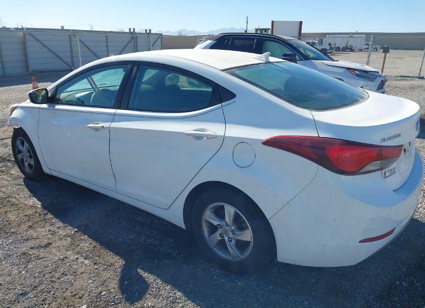 Photo 3 of 2014 Hyundai Elantra SE (VIN 5NPDH4AEXEH521863)