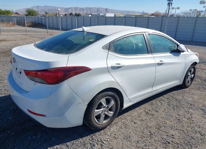 Photo 4 of 2014 Hyundai Elantra SE (VIN 5NPDH4AEXEH521863)