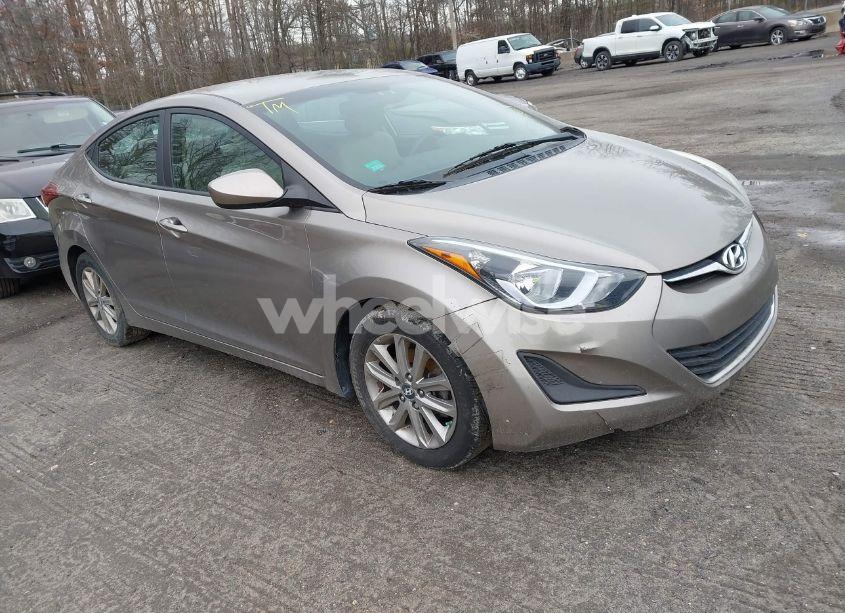 2014 Hyundai Elantra SE (VIN 5NPDH4AEXEH529655) main photo
