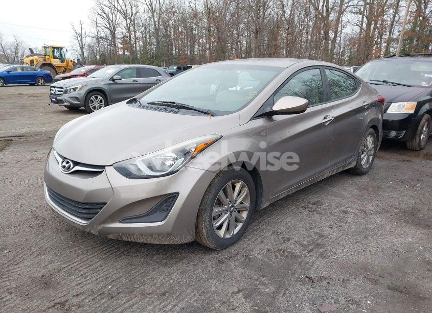 Photo 2 of 2014 Hyundai Elantra SE (VIN 5NPDH4AEXEH529655)