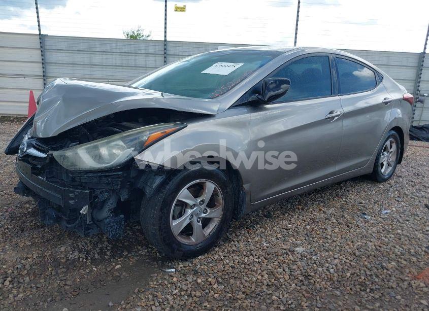 Photo 2 of 2014 Hyundai Elantra SE (VIN 5NPDH4AEXEH533656)