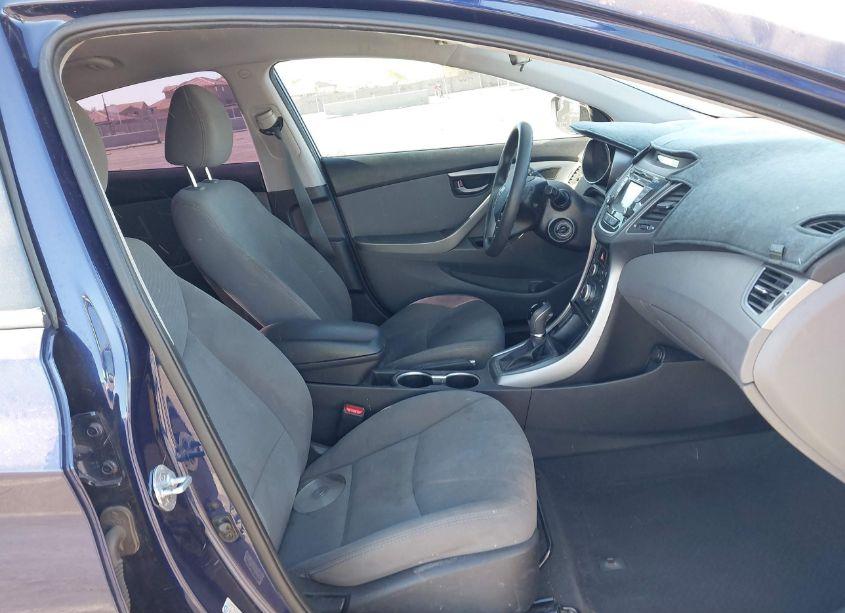 Photo 5 of 2014 Hyundai Elantra SE (VIN 5NPDH4AEXEH537786)