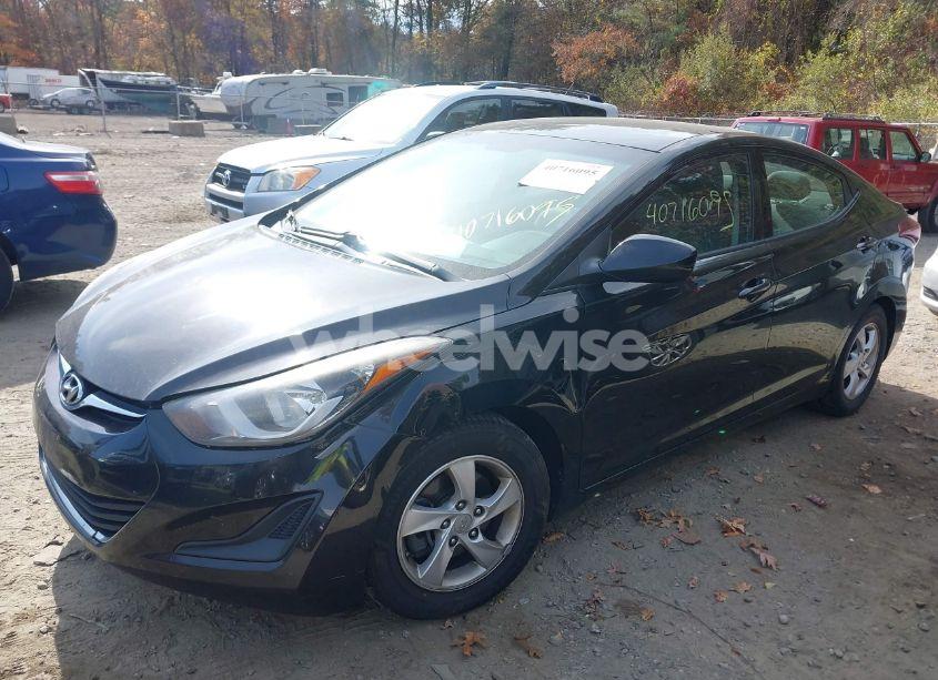 Photo 2 of 2014 Hyundai Elantra SE (VIN 5NPDH4AEXEH538548)