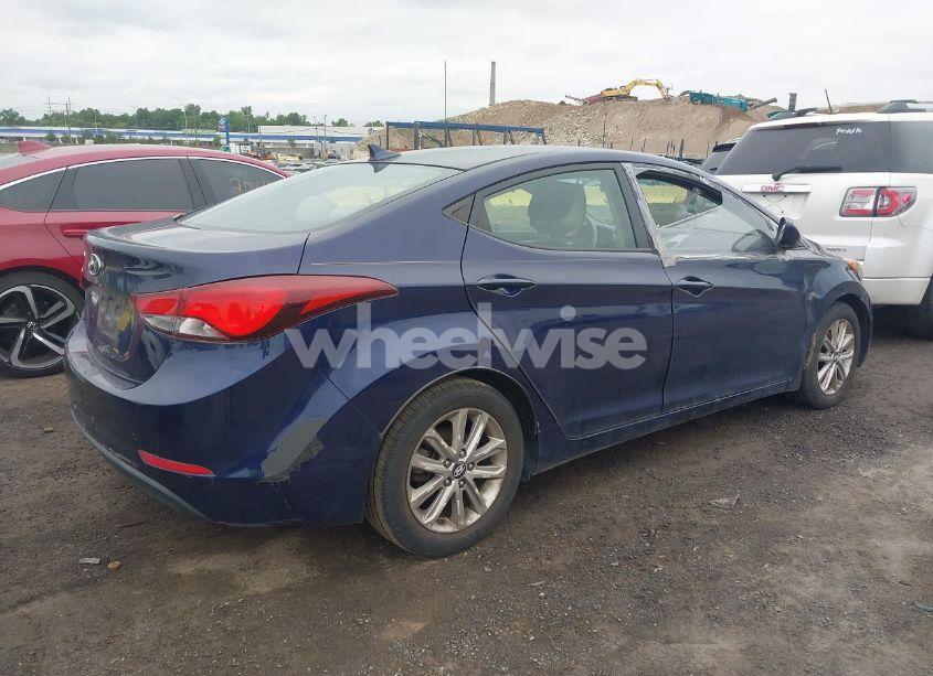 Photo 4 of 2014 Hyundai Elantra SE (VIN 5NPDH4AEXEH539456)