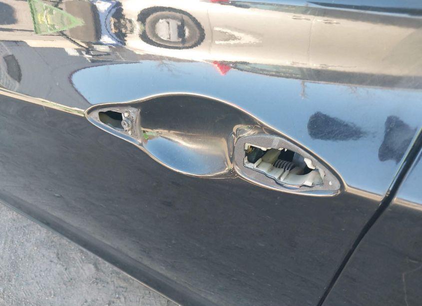 Photo 16 of 2014 Hyundai Elantra LIMITED (VIN 5NPDH4AEXEH542034)