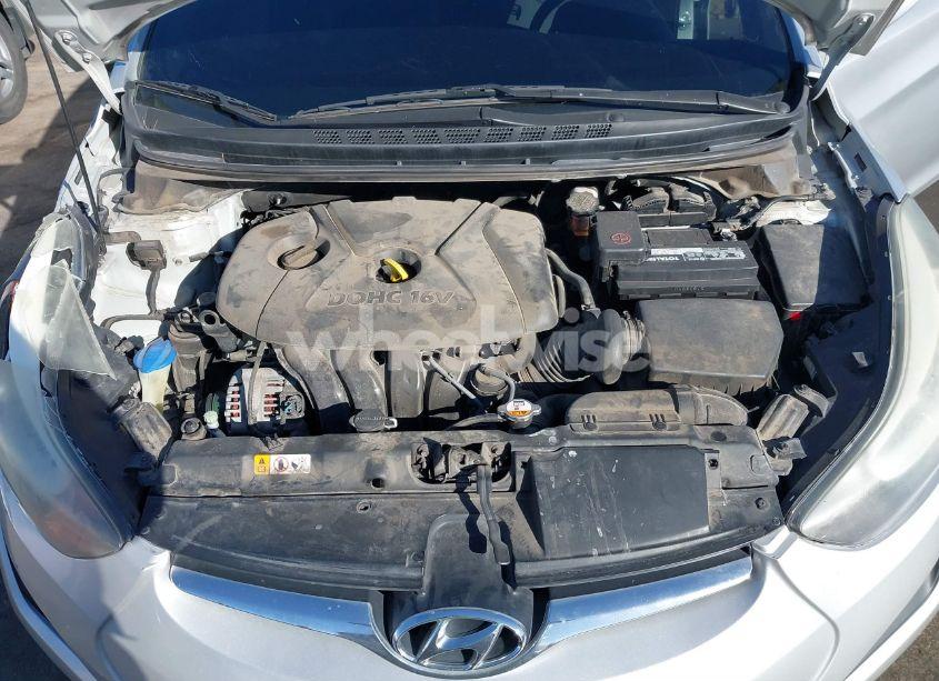 Photo 10 of 2015 Hyundai Elantra SE (VIN 5NPDH4AEXFH561166)