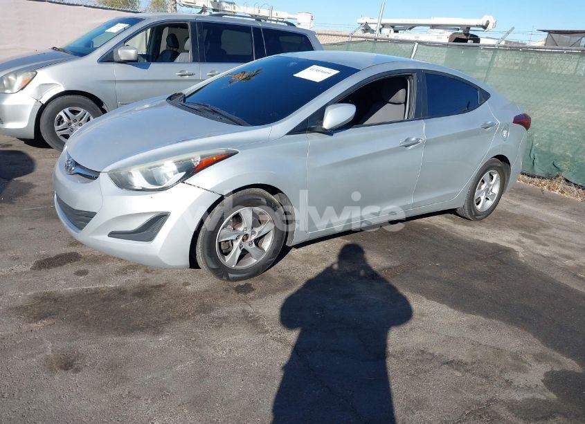 Photo 2 of 2015 Hyundai Elantra SE (VIN 5NPDH4AEXFH561166)