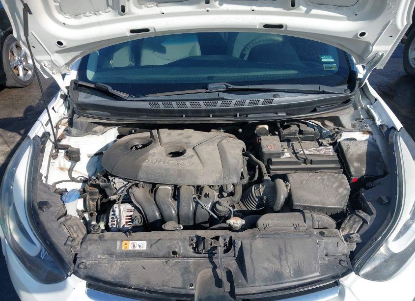 Photo 10 of 2015 Hyundai Elantra SE (VIN 5NPDH4AEXFH578713)