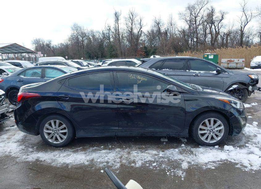 Photo 13 of 2015 Hyundai Elantra SE (VIN 5NPDH4AEXFH585466)