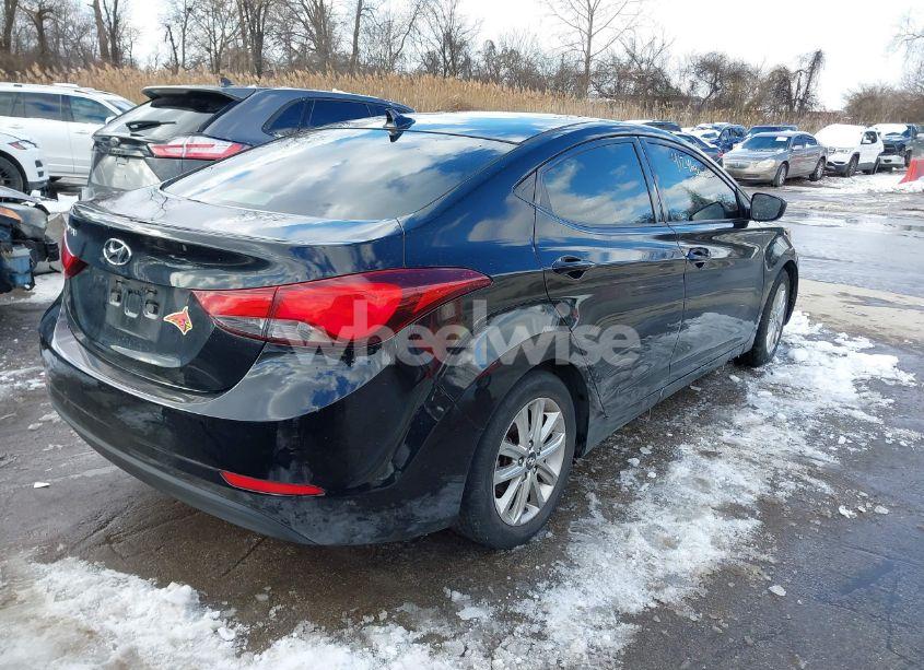 Photo 4 of 2015 Hyundai Elantra SE (VIN 5NPDH4AEXFH585466)