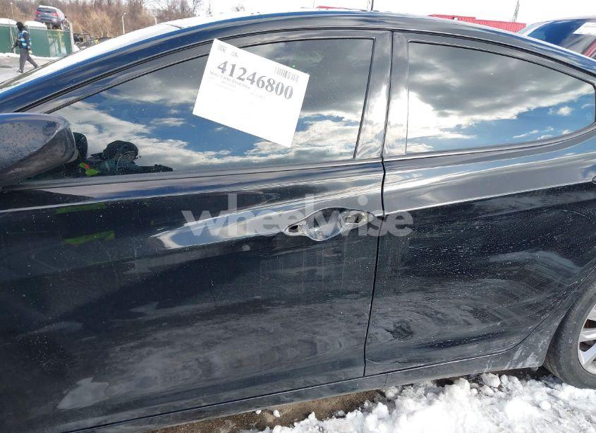 Photo 6 of 2015 Hyundai Elantra SE (VIN 5NPDH4AEXFH585466)