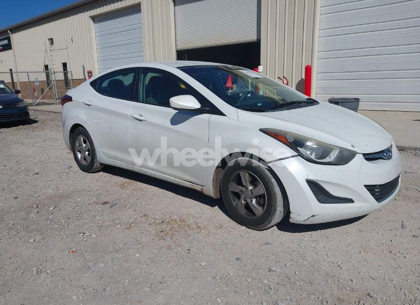 2015 Hyundai Elantra SE (VIN 5NPDH4AEXFH592711) main photo