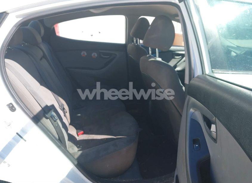 Photo 8 of 2015 Hyundai Elantra SE (VIN 5NPDH4AEXFH592711)