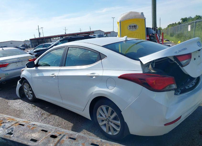 Photo 14 of 2015 Hyundai Elantra SE (VIN 5NPDH4AEXFH597472)