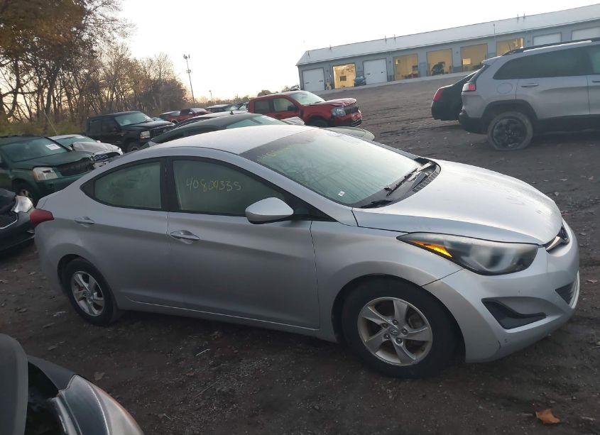 Photo 13 of 2015 Hyundai Elantra SE (VIN 5NPDH4AEXFH598265)