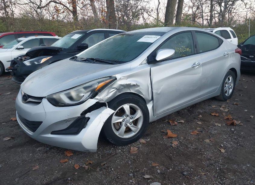Photo 6 of 2015 Hyundai Elantra SE (VIN 5NPDH4AEXFH598265)