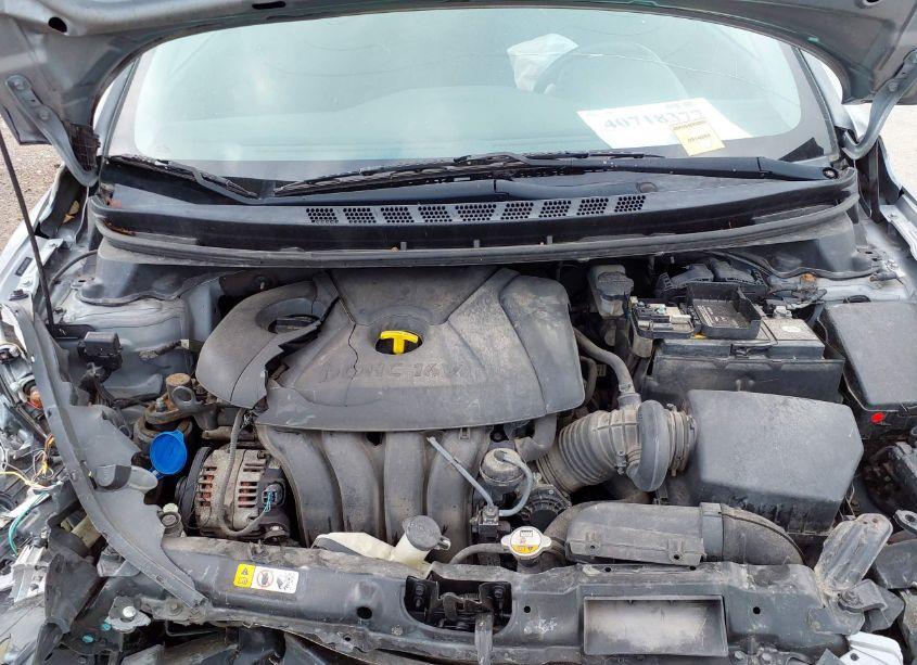 Photo 10 of 2015 Hyundai Elantra SE (VIN 5NPDH4AEXFH599058)