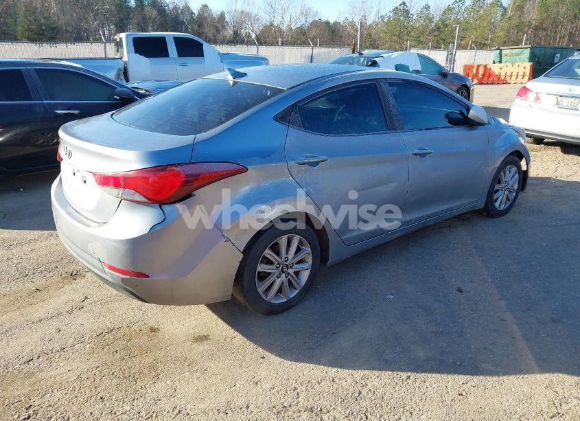 Photo 4 of 2015 Hyundai Elantra SE (VIN 5NPDH4AEXFH599190)