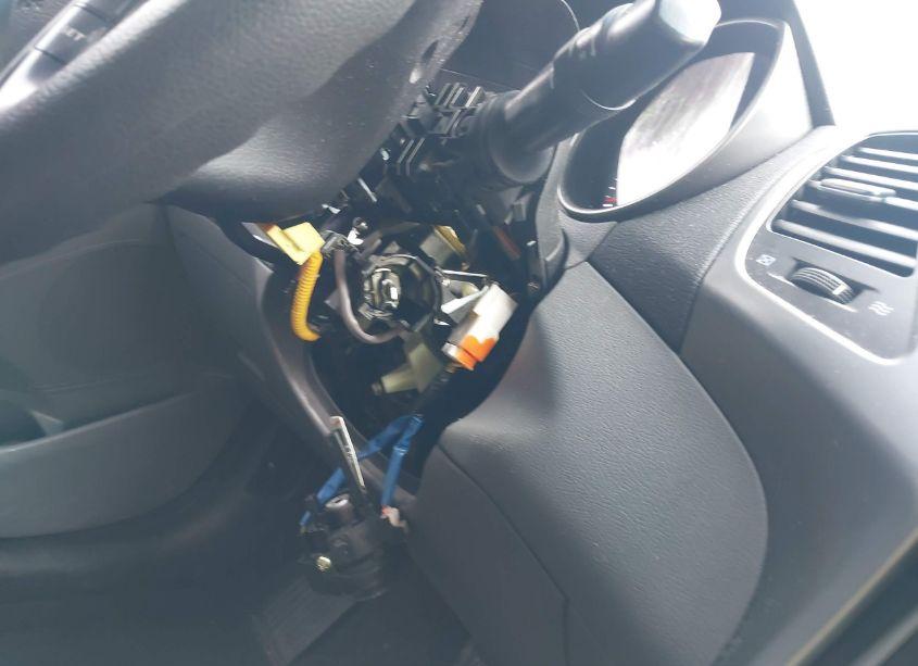 Photo 18 of 2015 Hyundai Elantra SE (VIN 5NPDH4AEXFH610026)