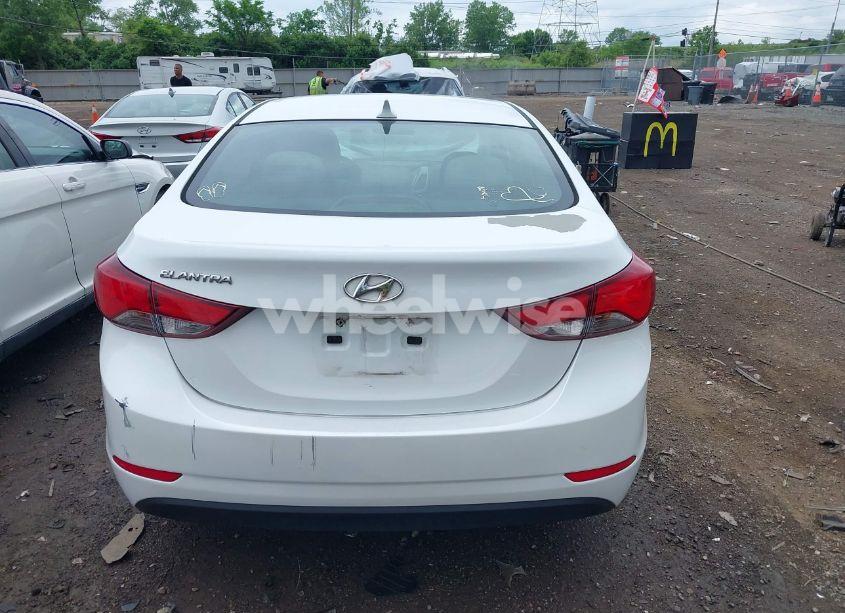 Photo 16 of 2015 Hyundai Elantra SE (VIN 5NPDH4AEXFH633127)